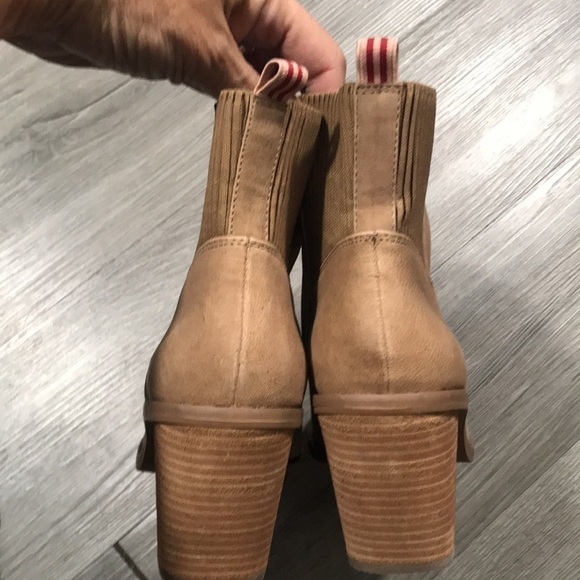 Dr. Scholl’s New Original Collection Mania Toasted Coconut Leather Wedge Boots - Picture 6 of 10